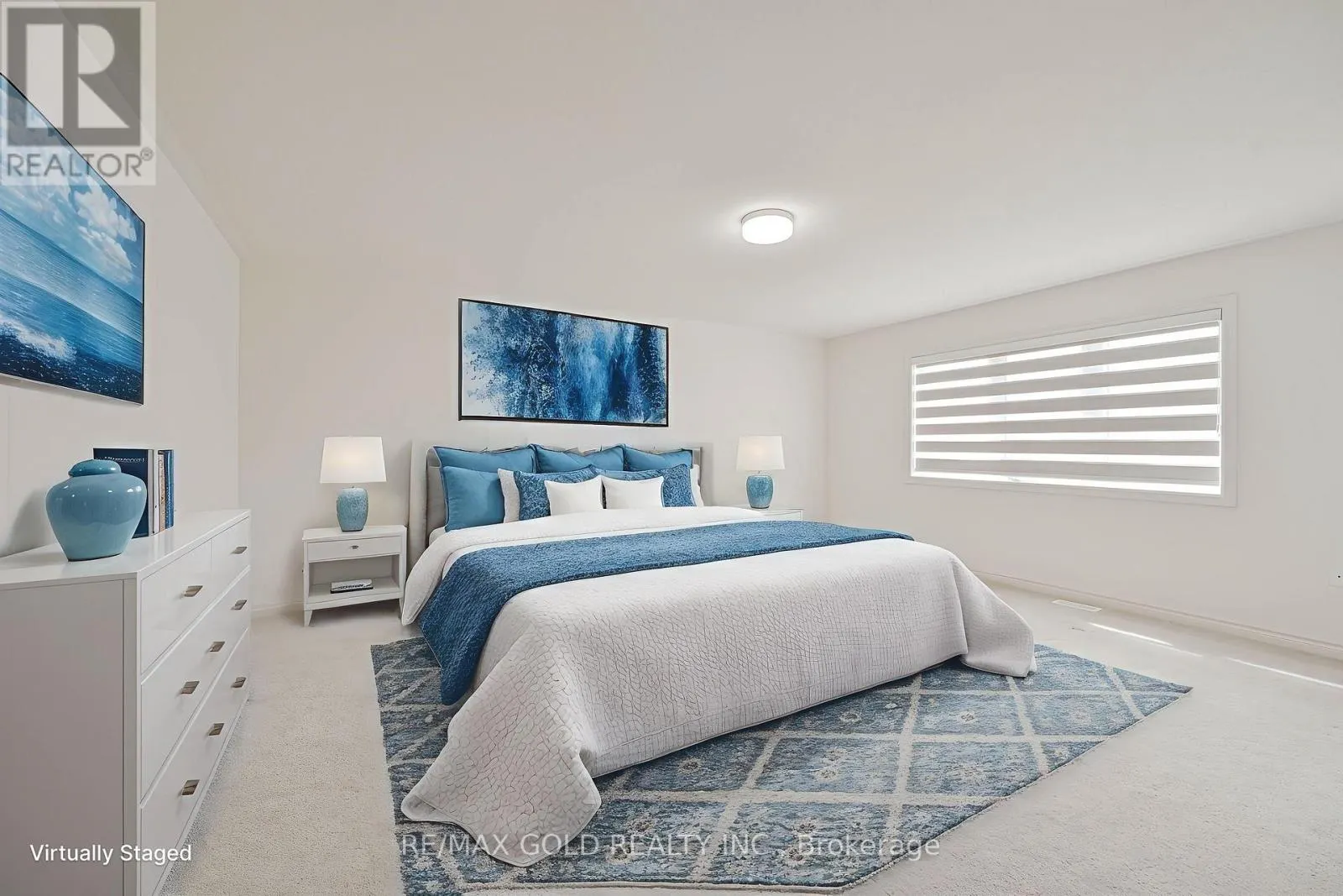 15 SANDHILL CRESCENT