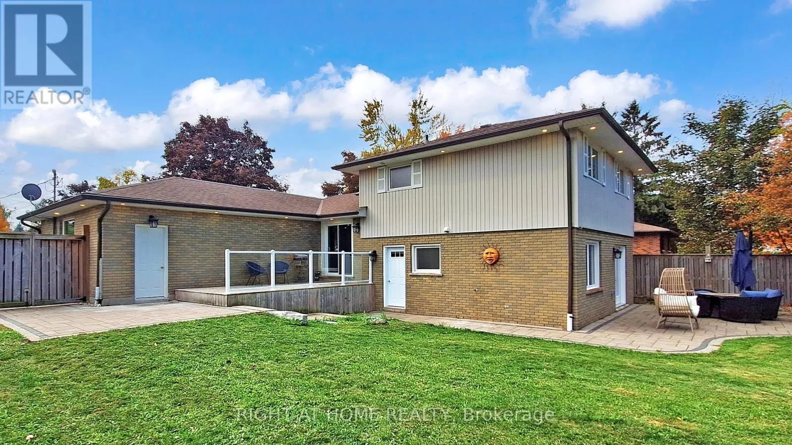5 GLENDALE AVENUE