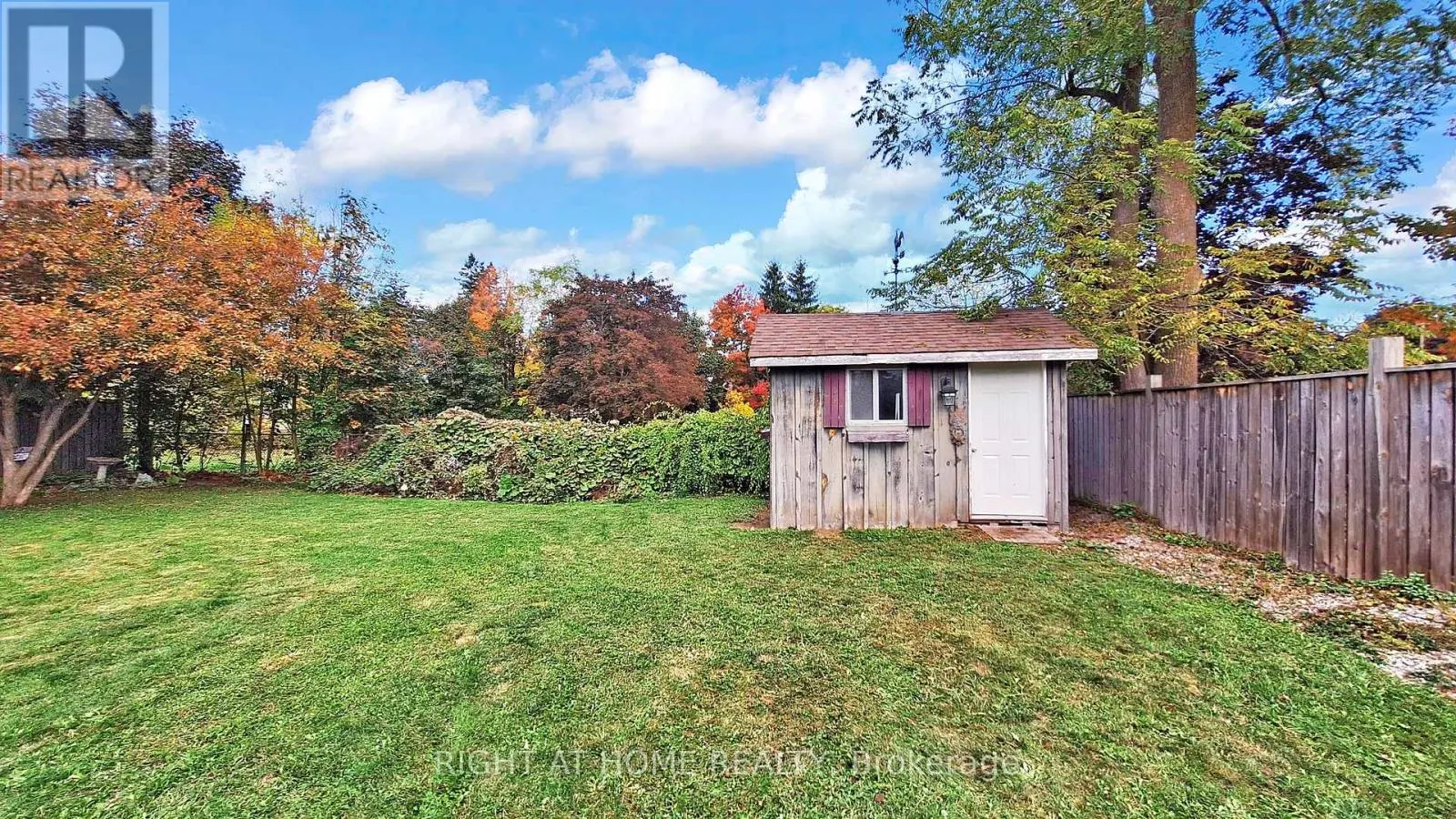 5 GLENDALE AVENUE