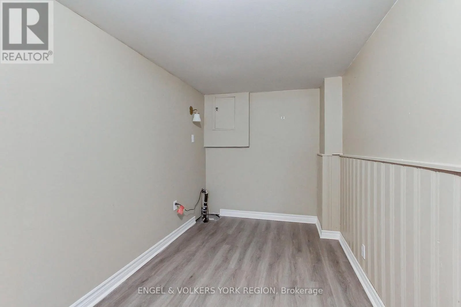 106 SHELDON AVENUE