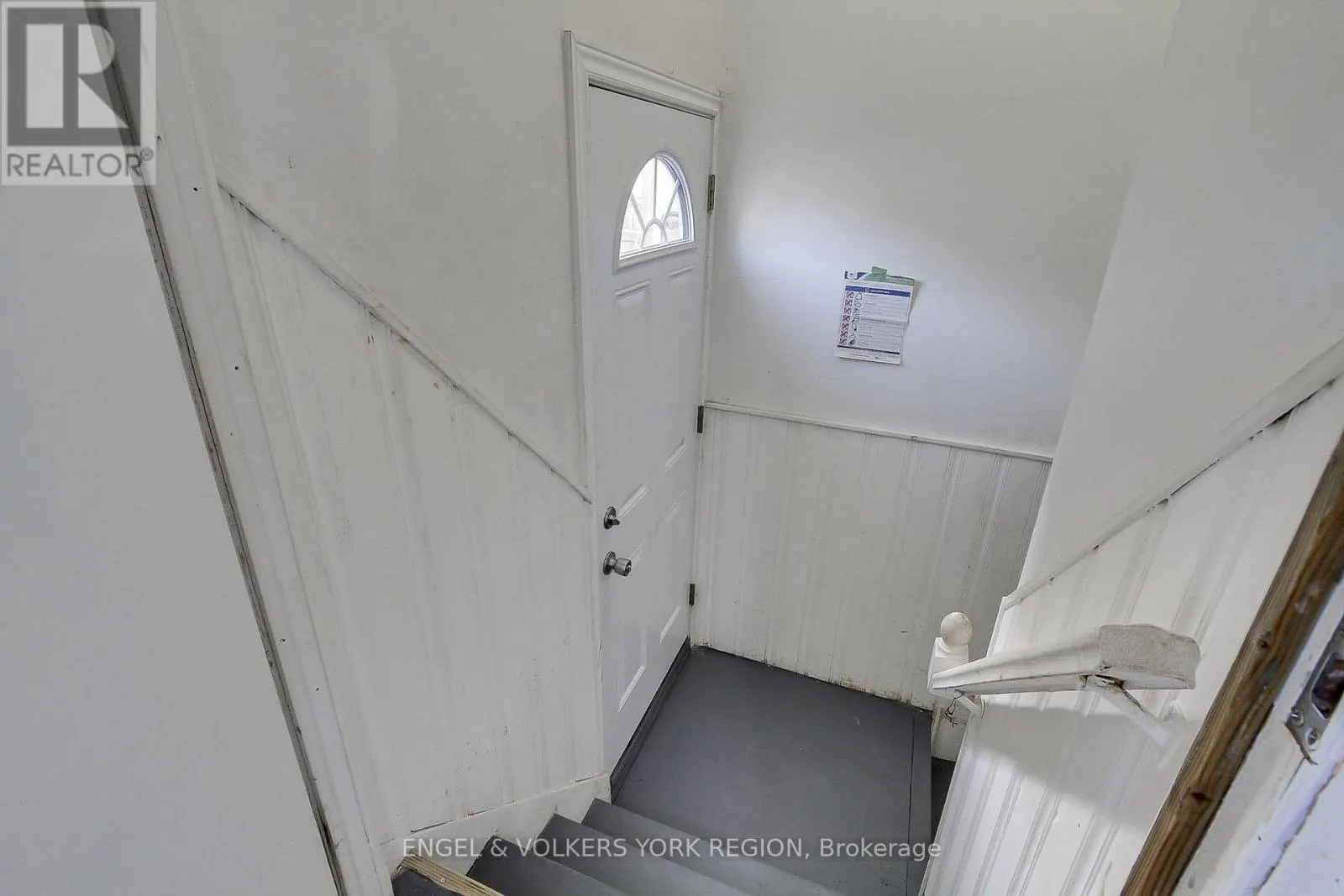106 SHELDON AVENUE