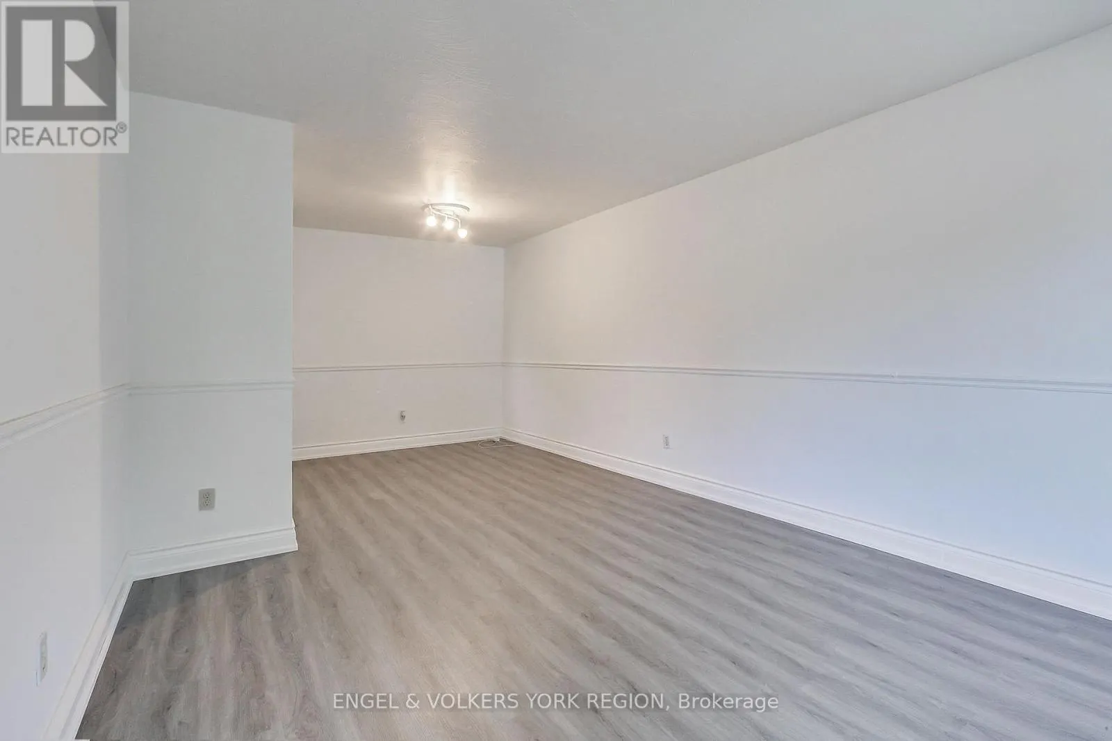 106 SHELDON AVENUE