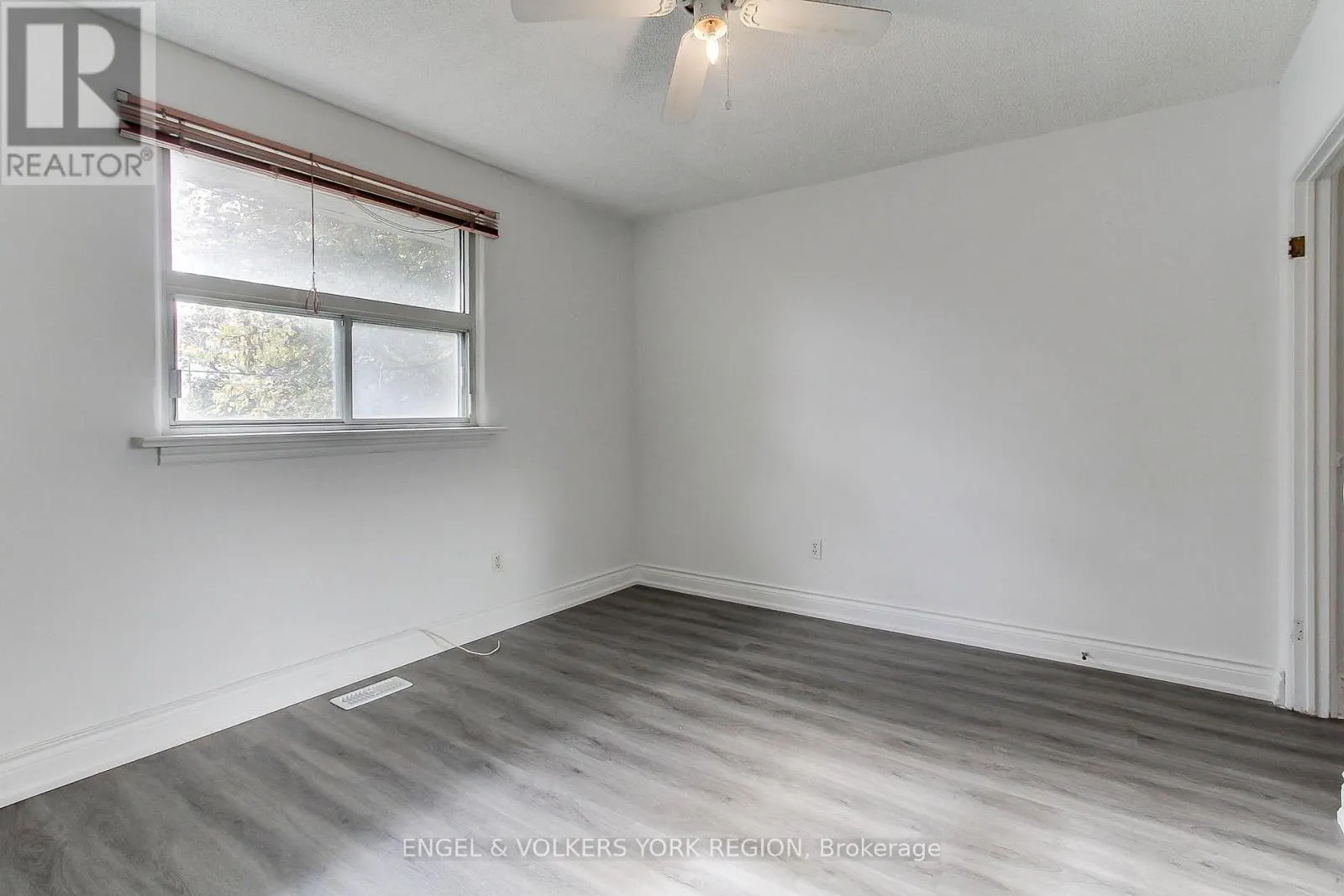 106 SHELDON AVENUE