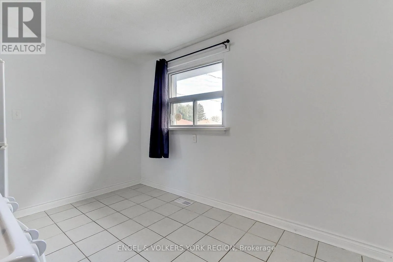 106 SHELDON AVENUE