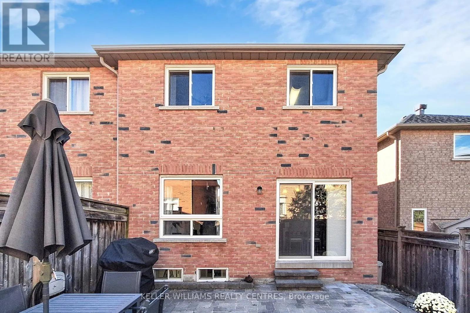 93 BARR CRESCENT