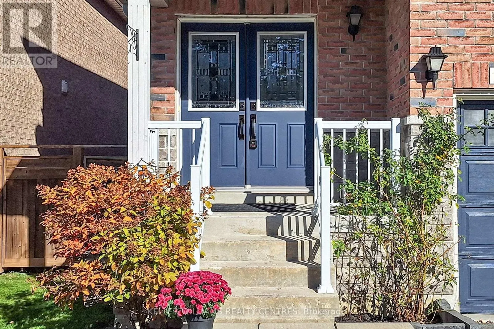 93 BARR CRESCENT