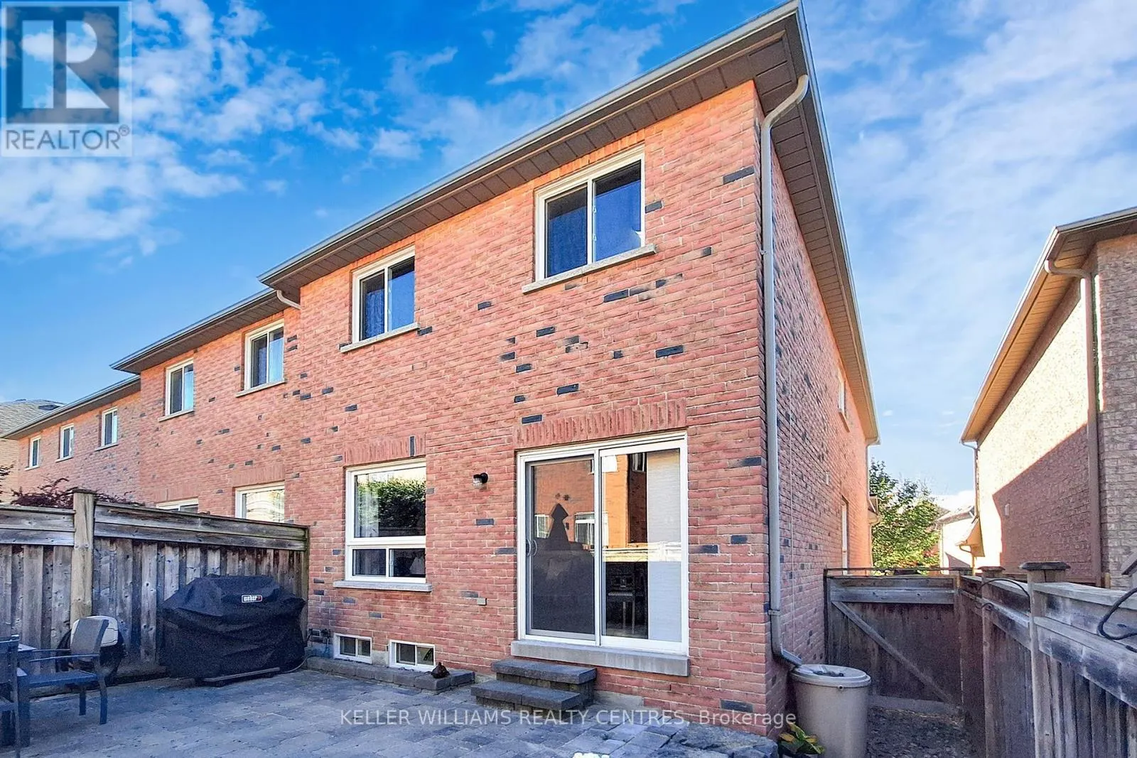 93 BARR CRESCENT