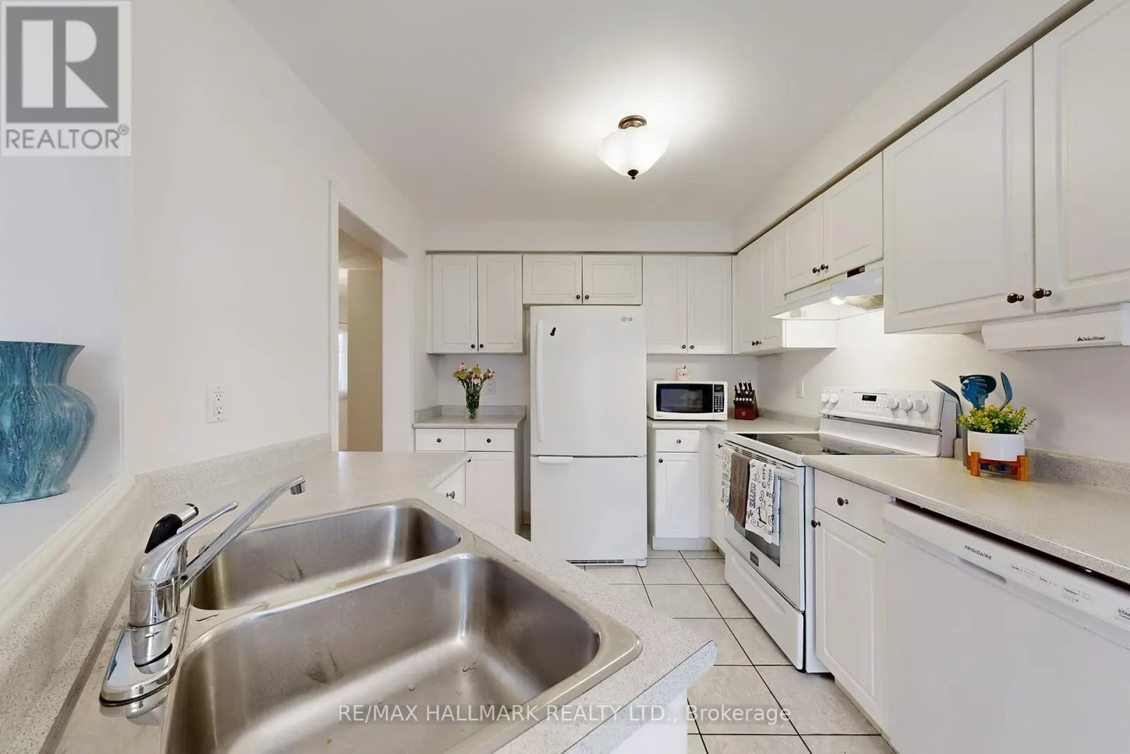 148 FAIRWOOD DRIVE
