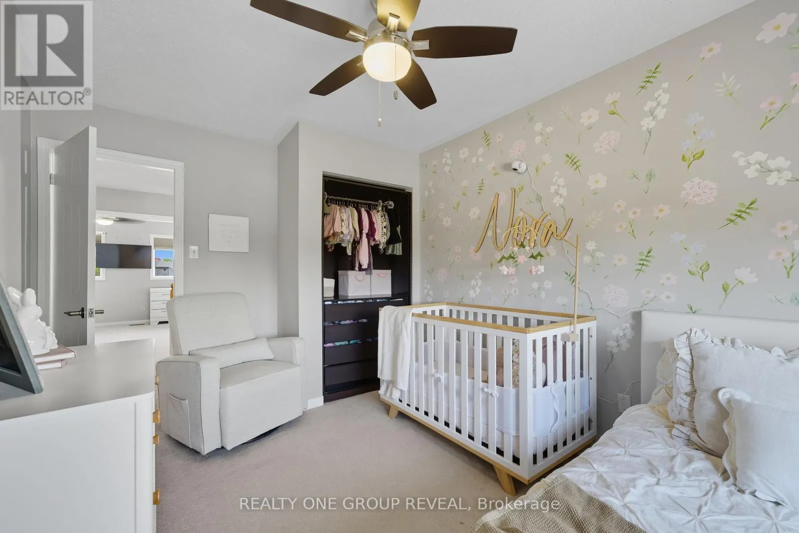 37 MAINPRIZE CRESCENT