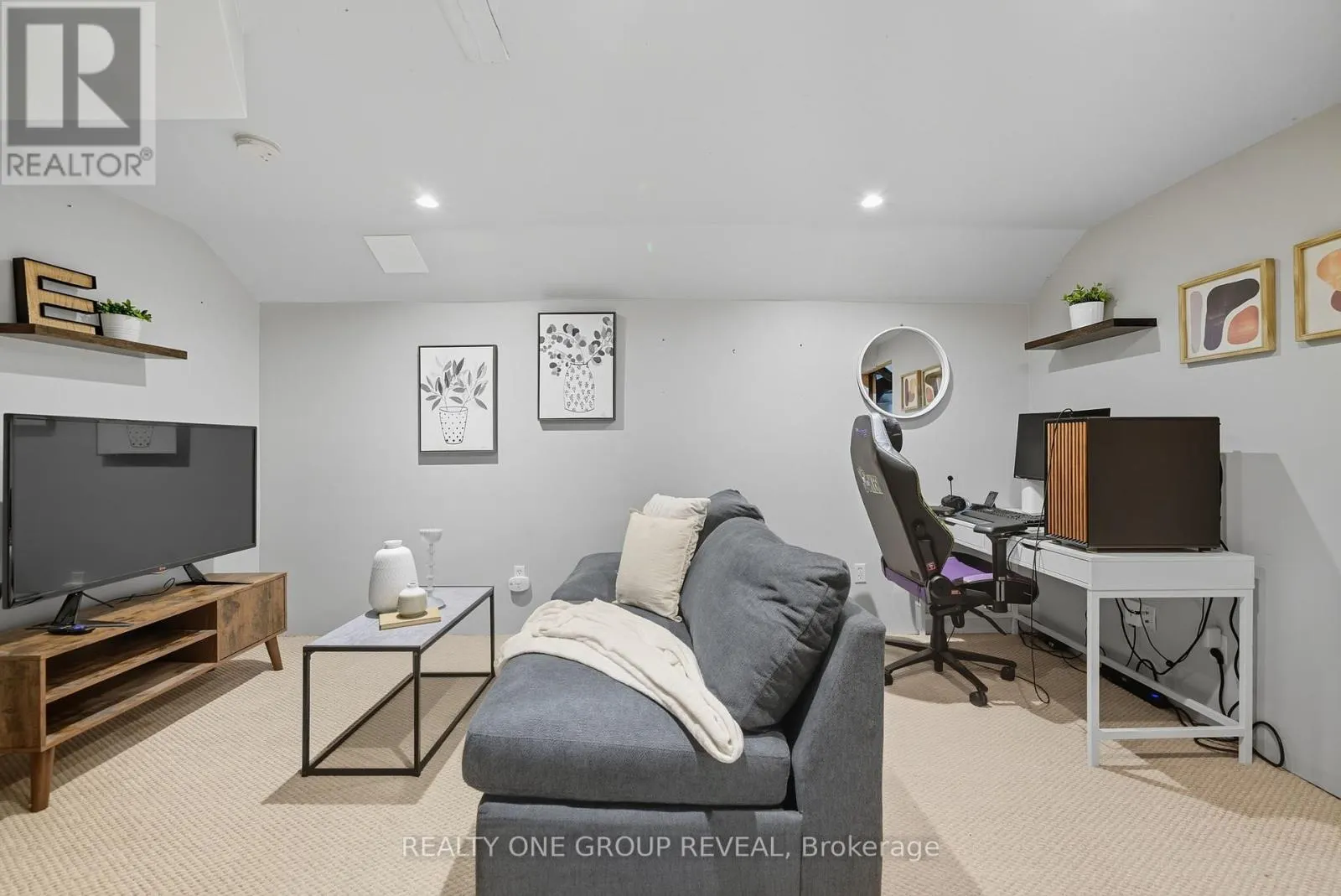 37 MAINPRIZE CRESCENT