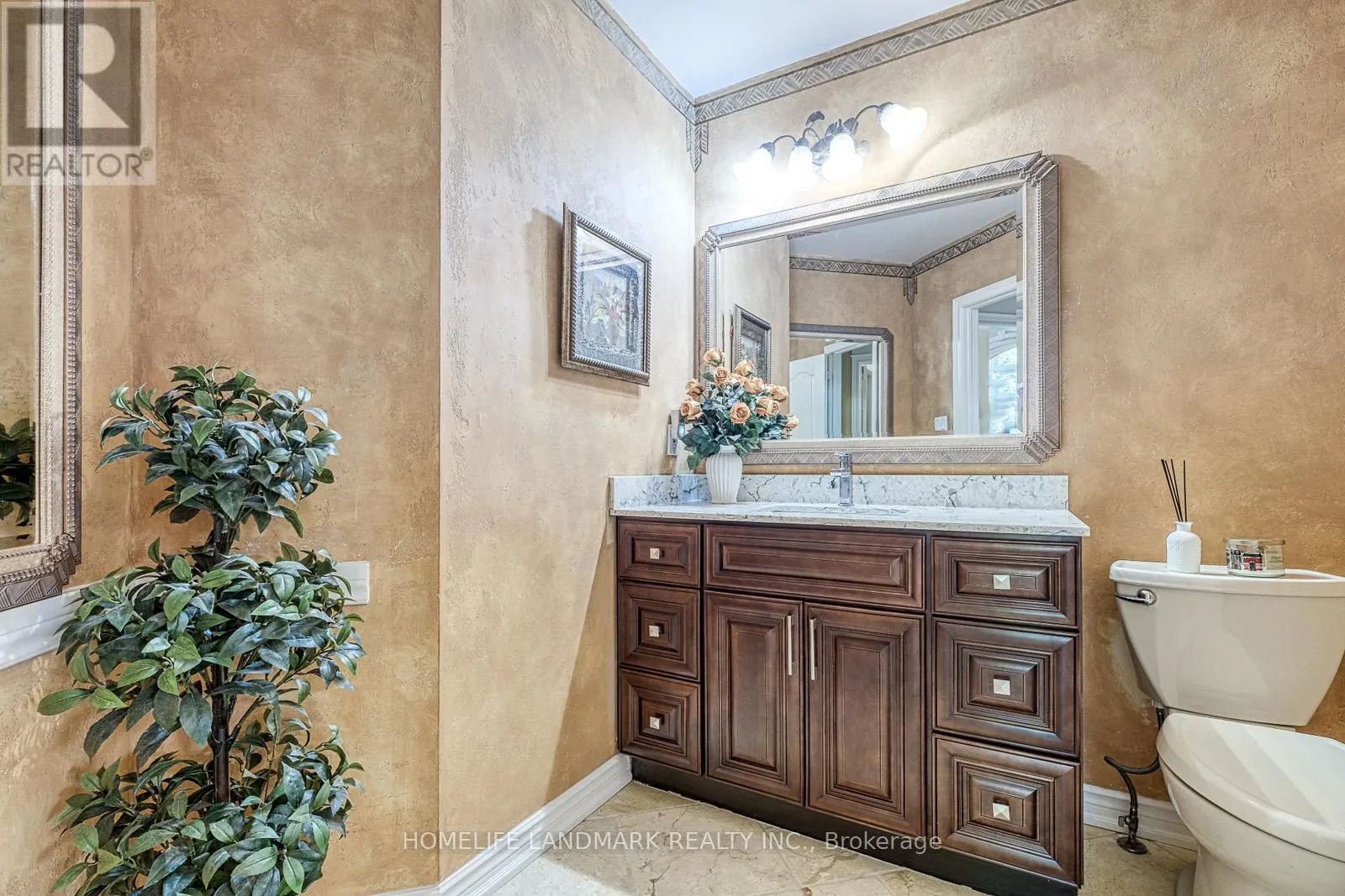 9 CHANTILLY CRESCENT