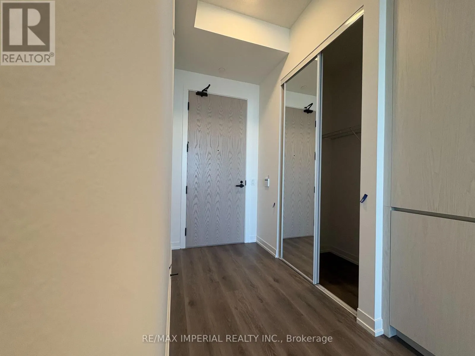 4607 - 28 INTERCHANGE WAY