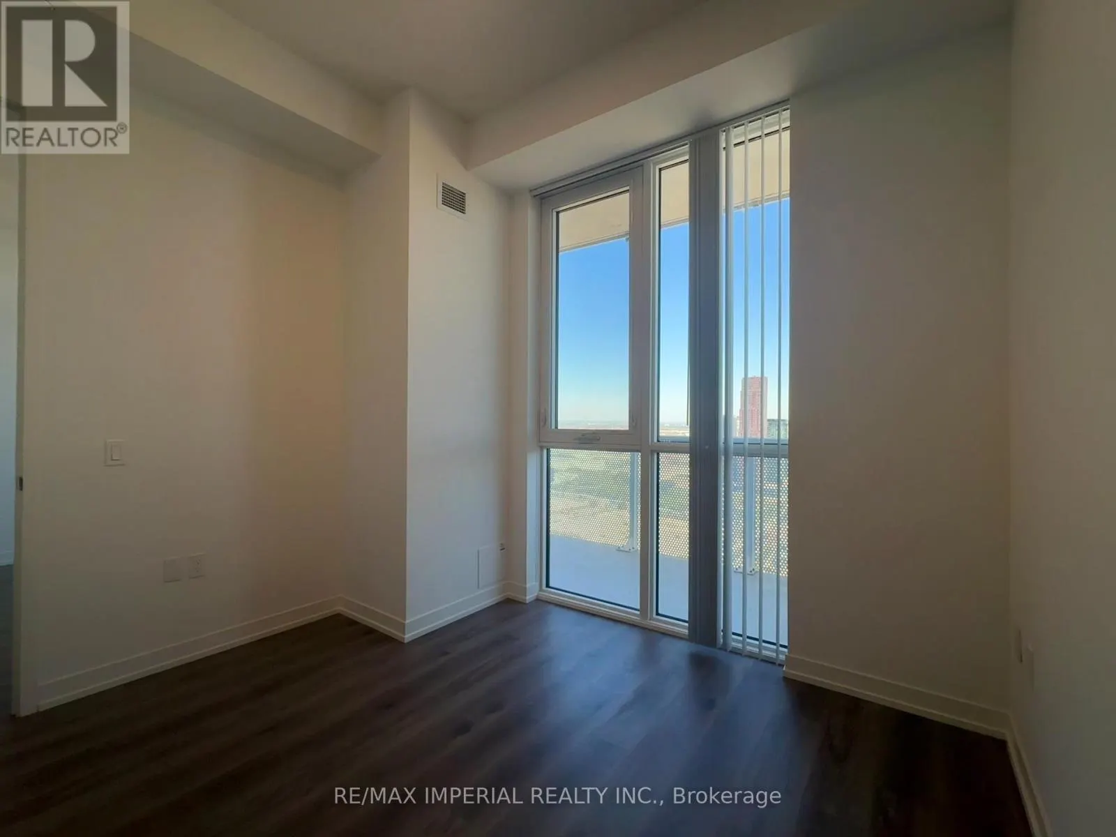 4607 - 28 INTERCHANGE WAY