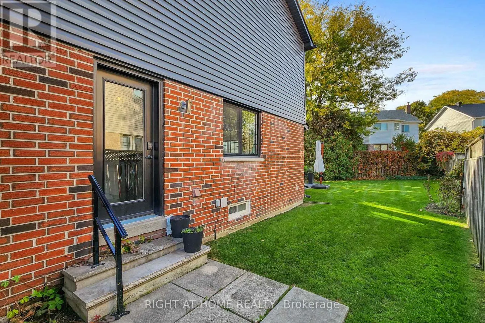 24 CUMMINGS COURT