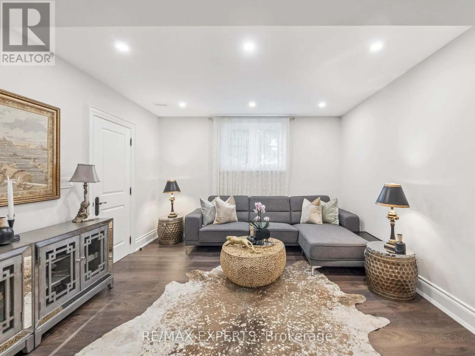 105 EDEN VALE DRIVE SE