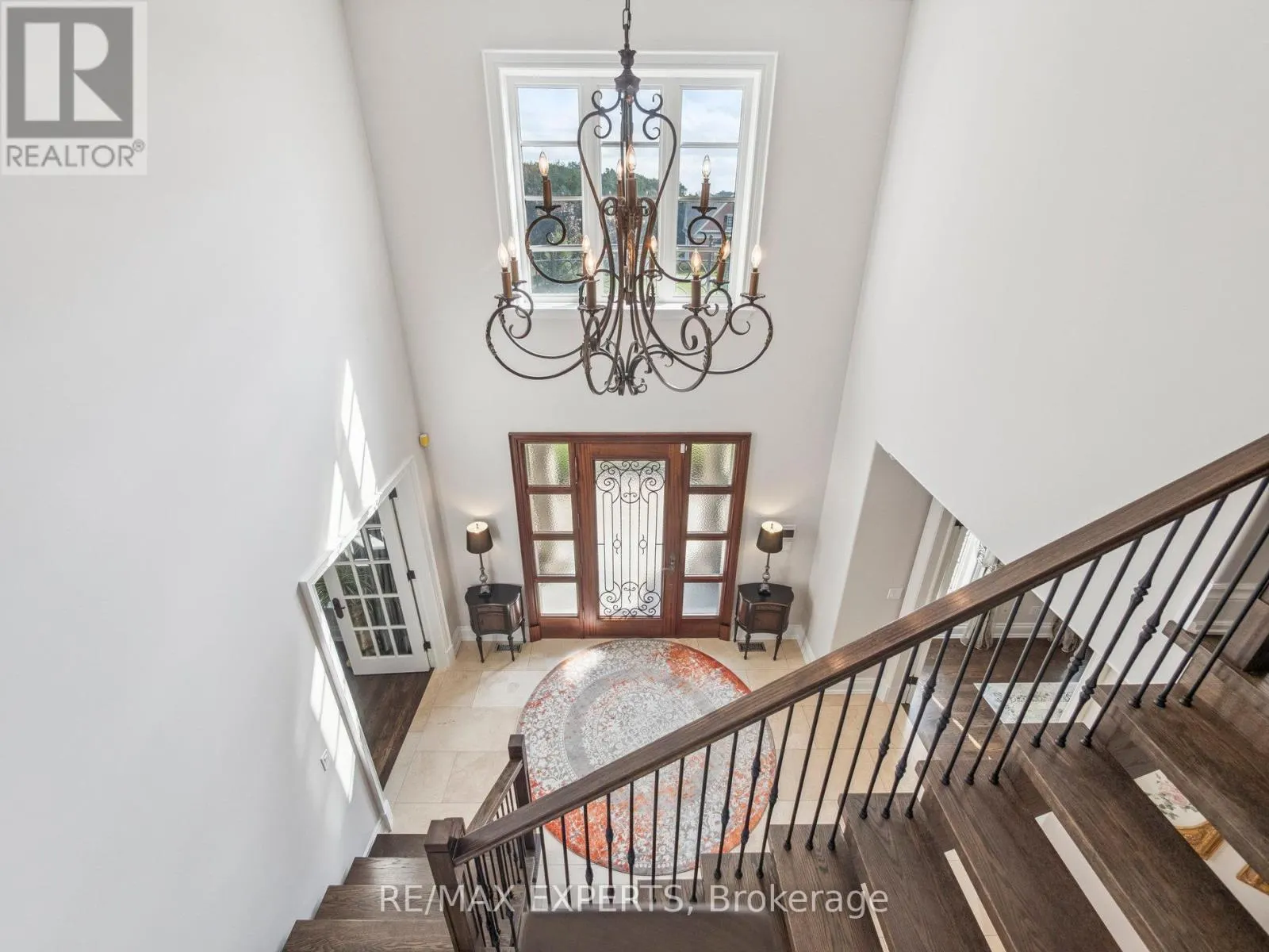 105 EDEN VALE DRIVE SE