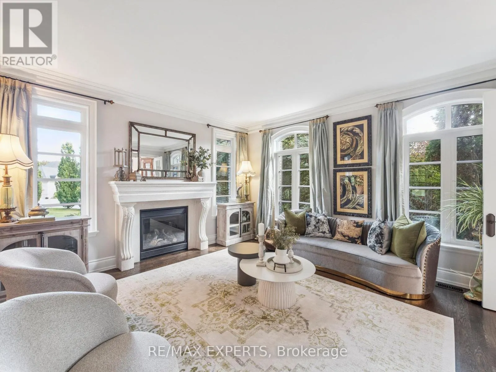 105 EDEN VALE DRIVE SE