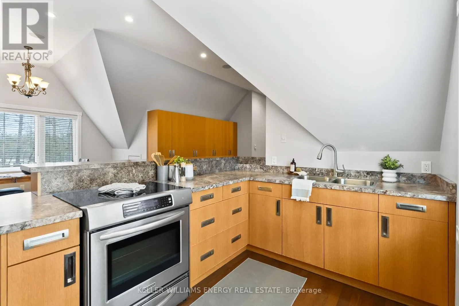 16262 MCCOWAN ROAD