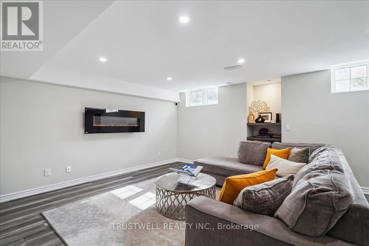 1 MCCOMBE LANE