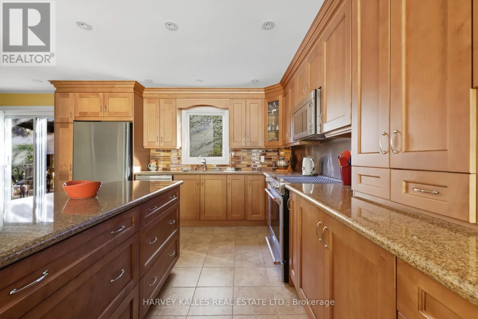 486 GREENOCK DRIVE