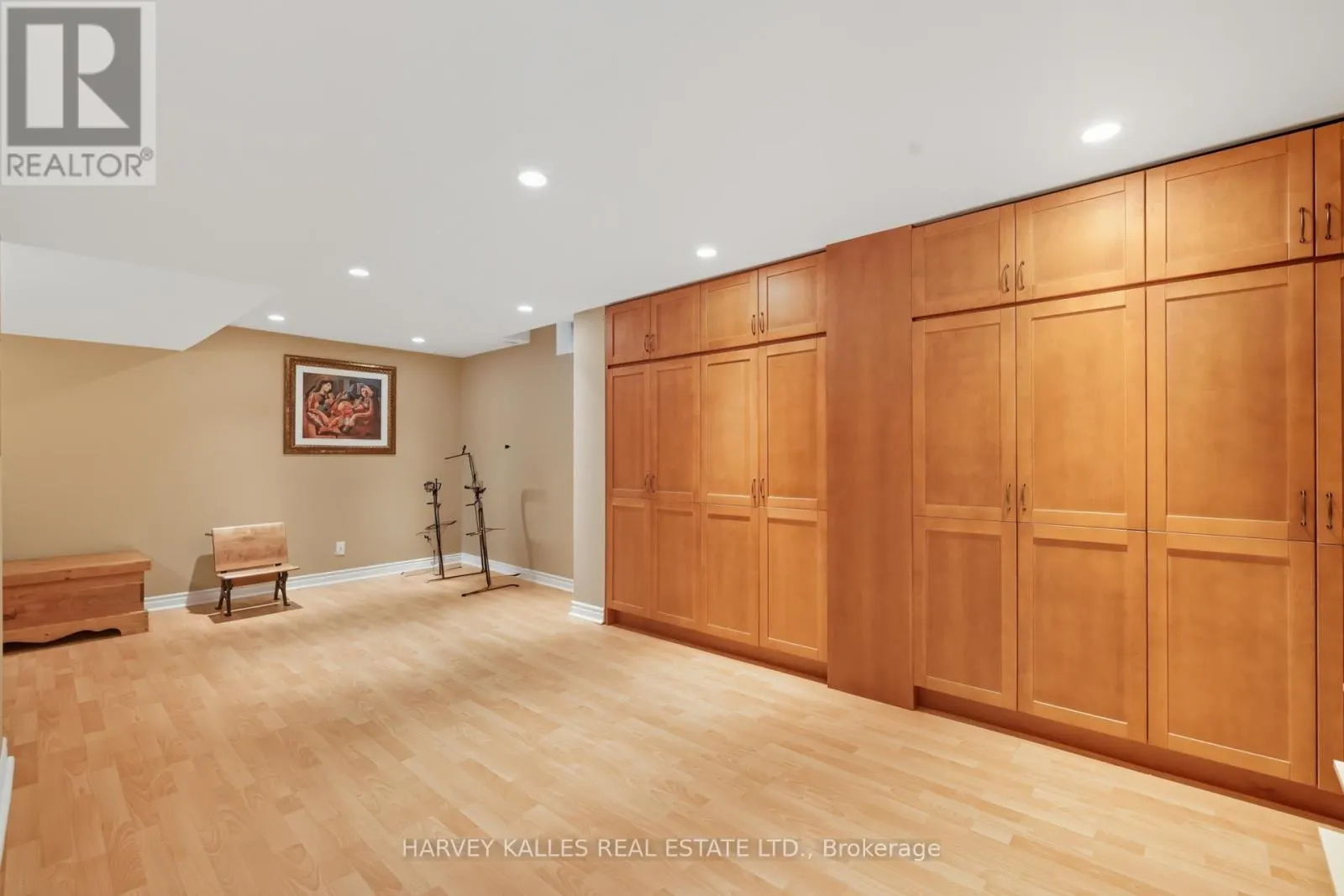 486 GREENOCK DRIVE