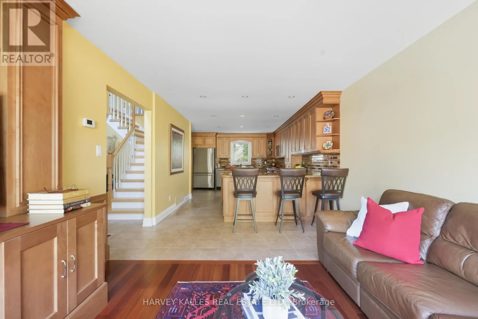 486 GREENOCK DRIVE