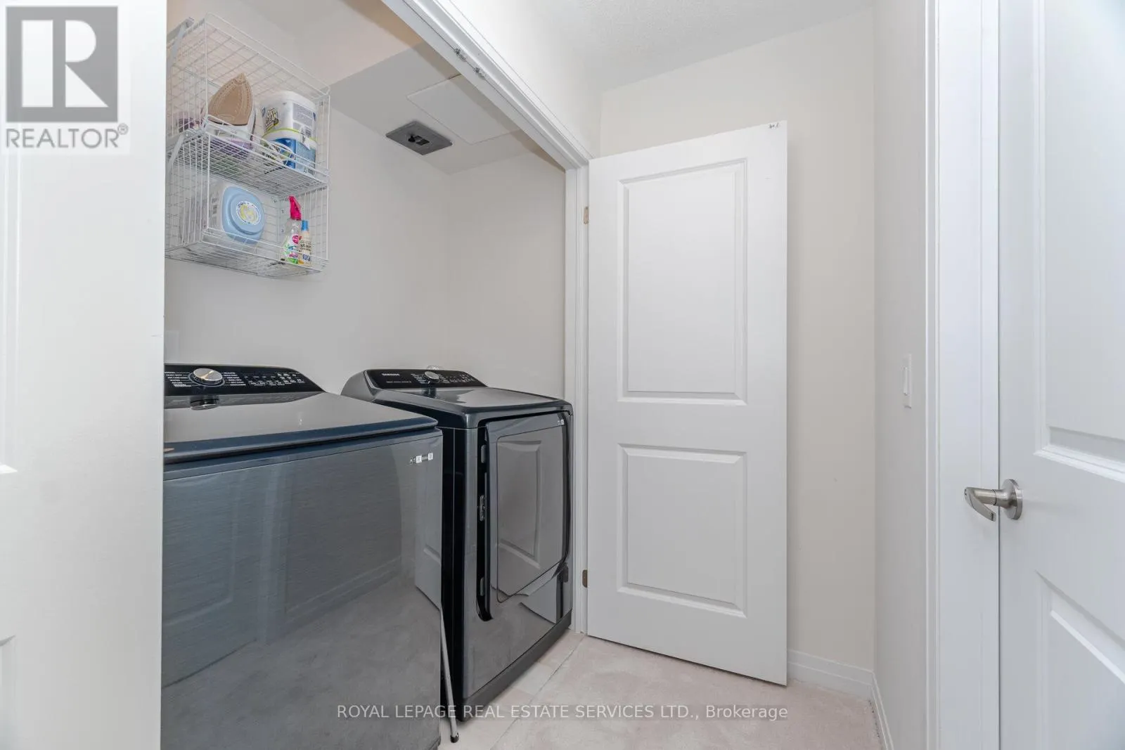 2 - 40 BAYNES WAY