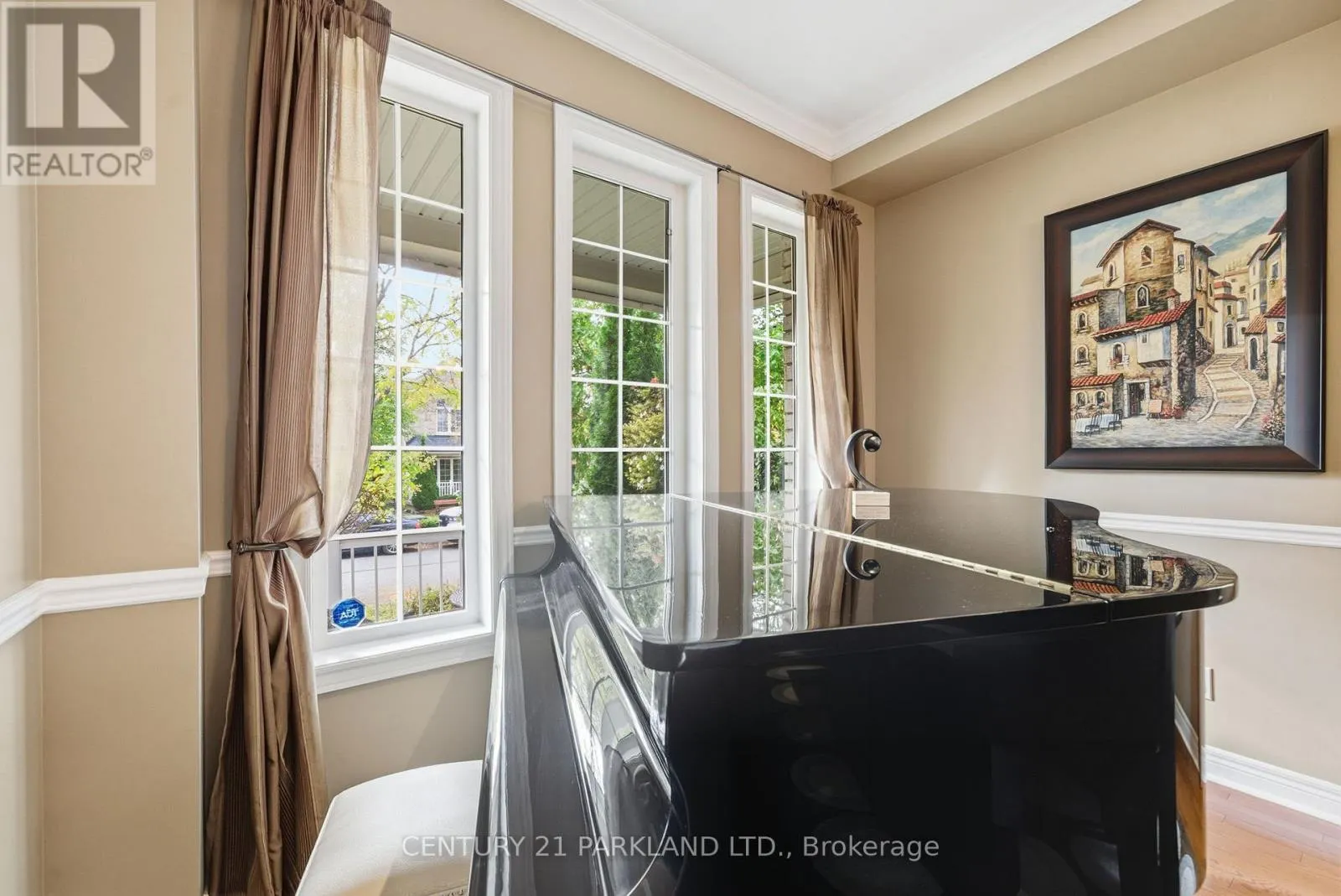 18 TURNBRIDGE ROAD