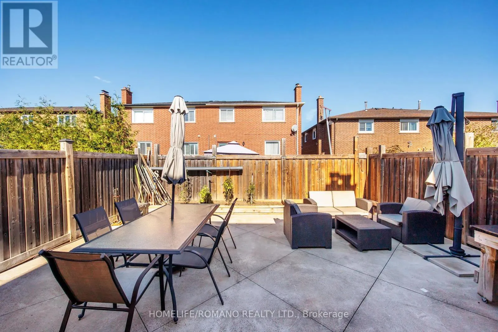 36 BROUGHAM DRIVE