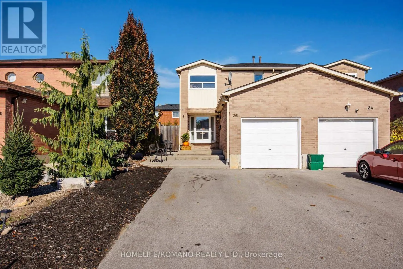 36 BROUGHAM DRIVE