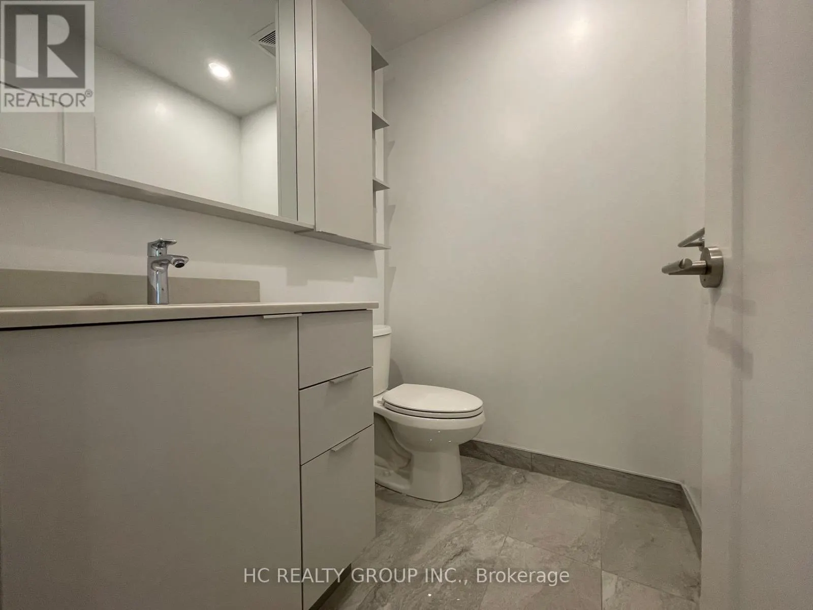 117W - 8 CEDARLAND DRIVE