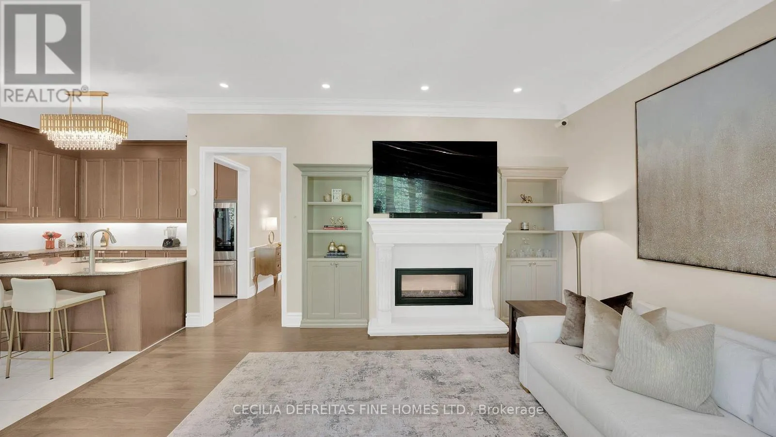 6 ORWELL DRIVE