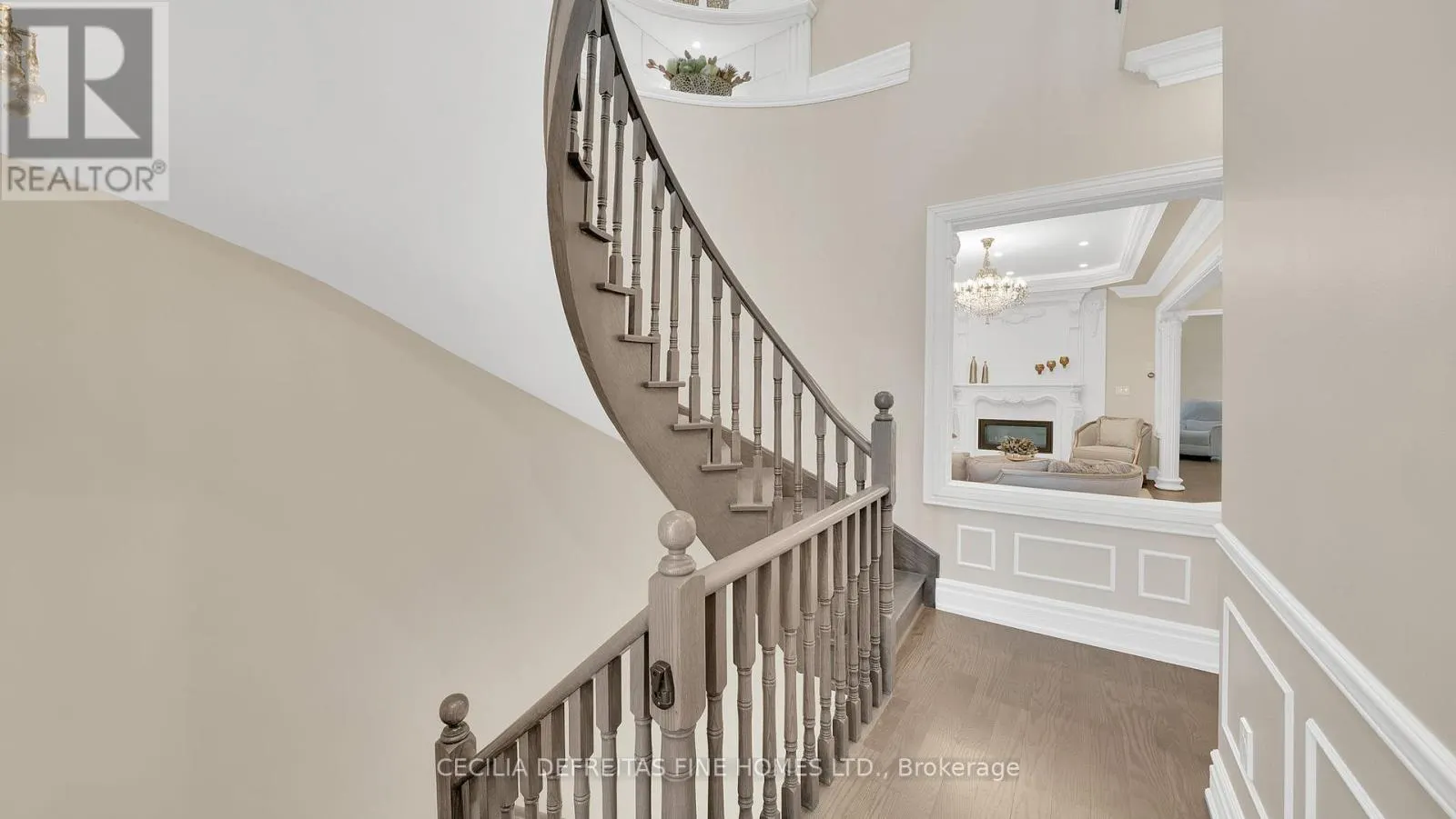 6 ORWELL DRIVE