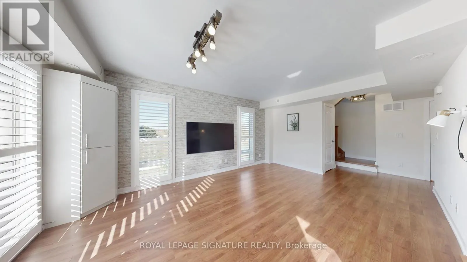 131 - 2 DUNSHEATH WAY