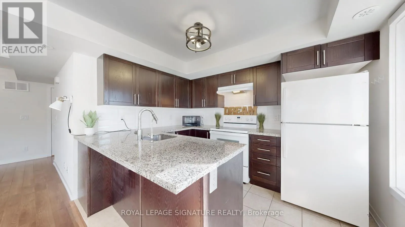 131 - 2 DUNSHEATH WAY