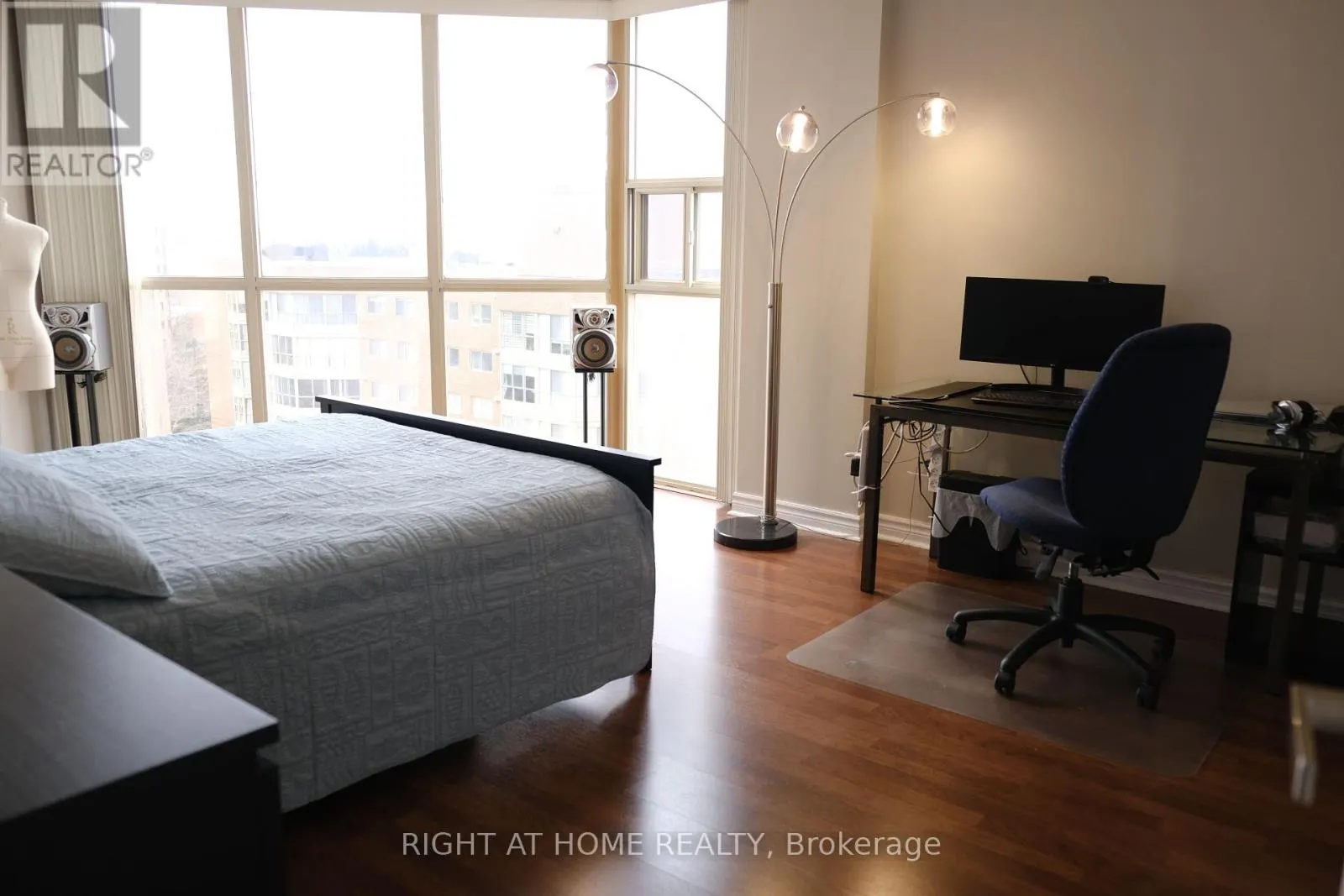 1009 - 20 BAIF BOULEVARD