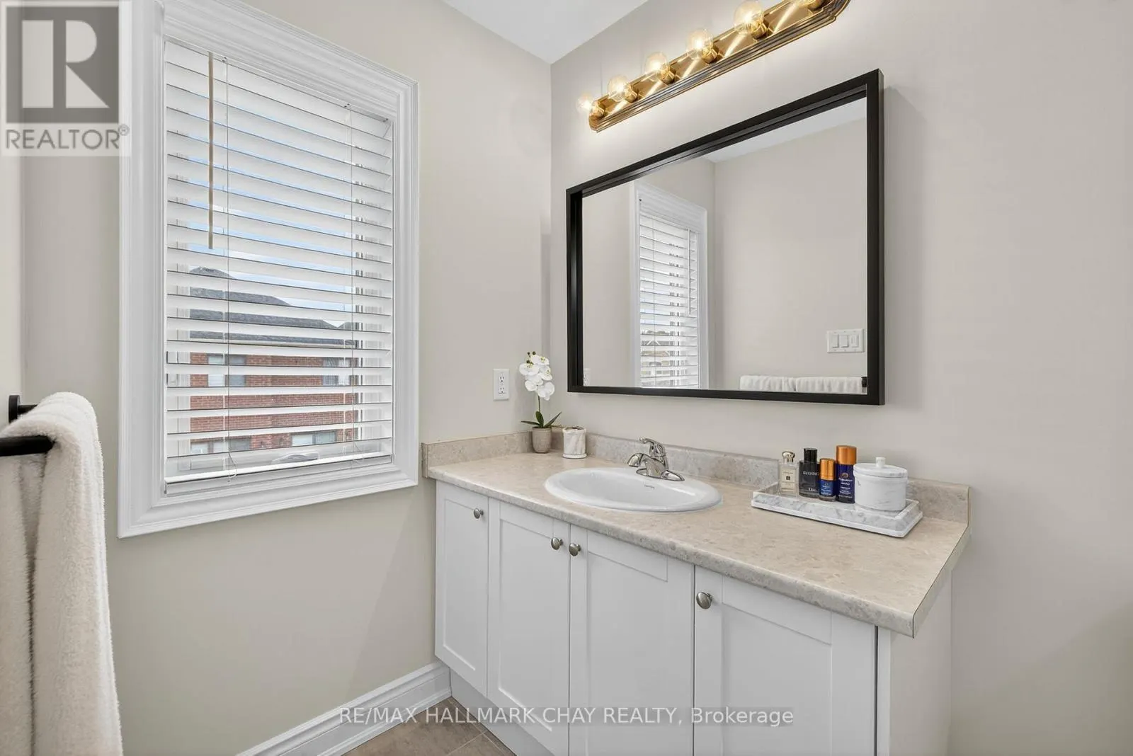 45 LORNE THOMAS PLACE