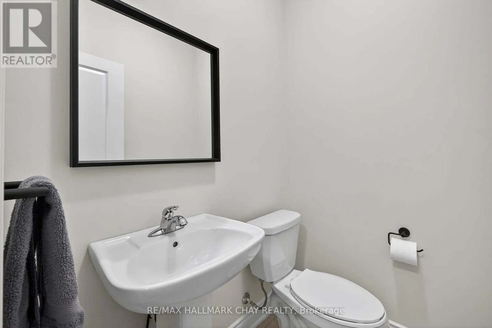 45 LORNE THOMAS PLACE