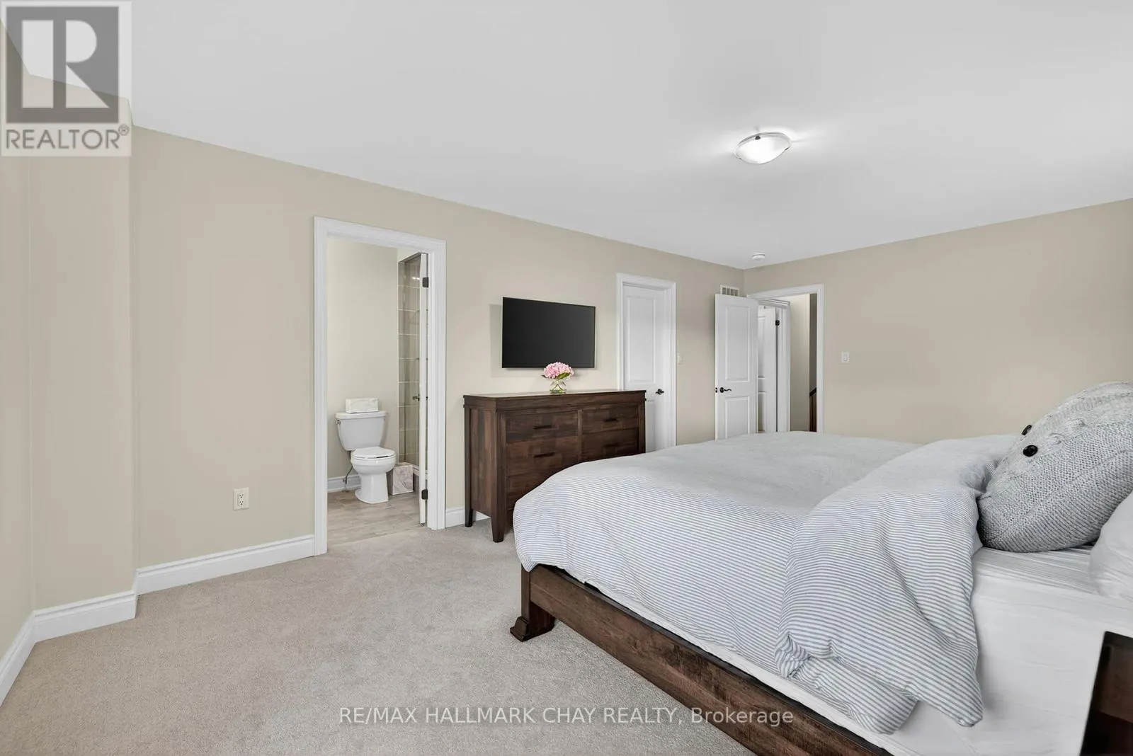 45 LORNE THOMAS PLACE