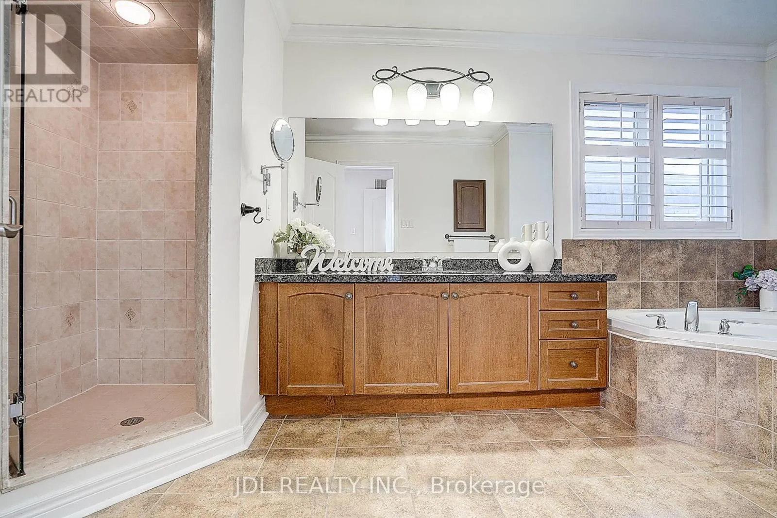 26 SANTA AMATO CRESCENT