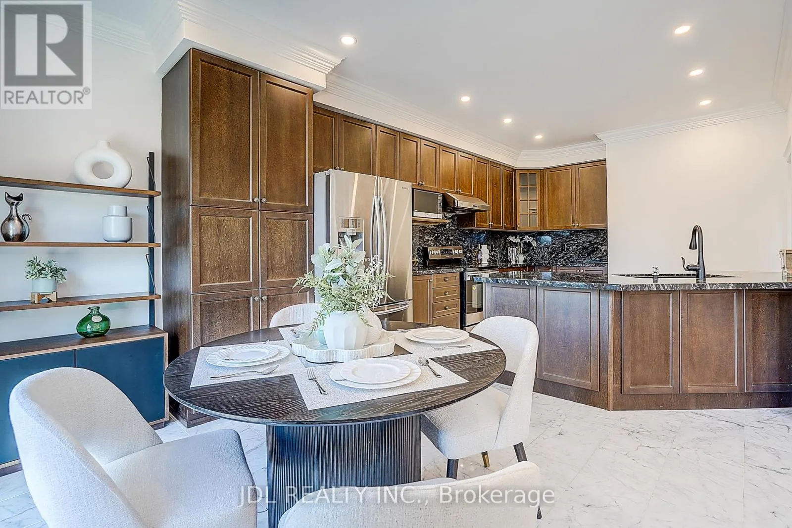 26 SANTA AMATO CRESCENT