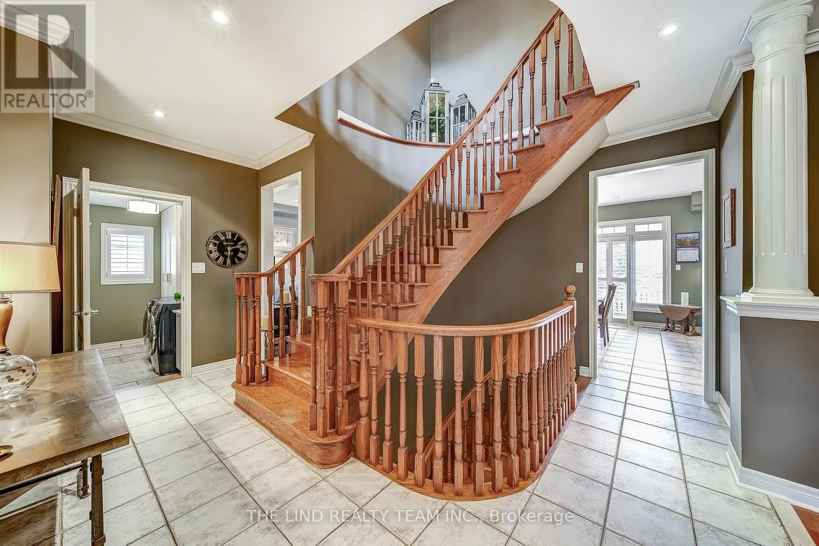 276 WILLIS DRIVE