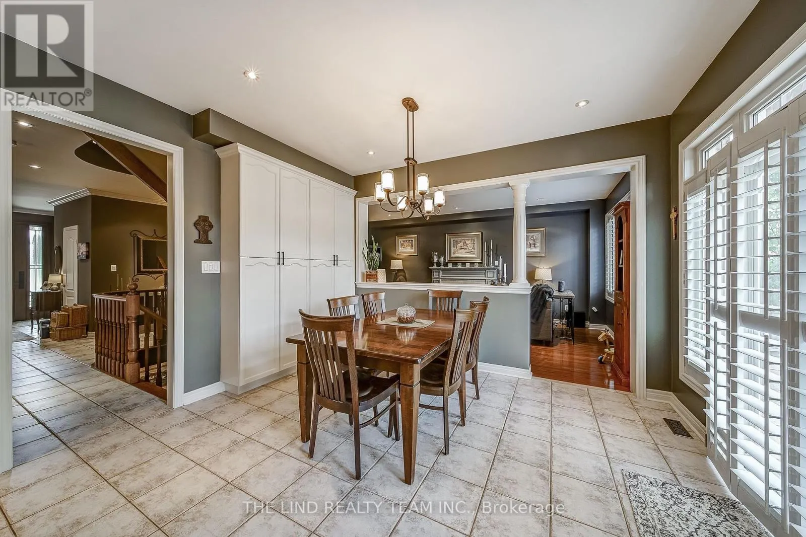 276 WILLIS DRIVE