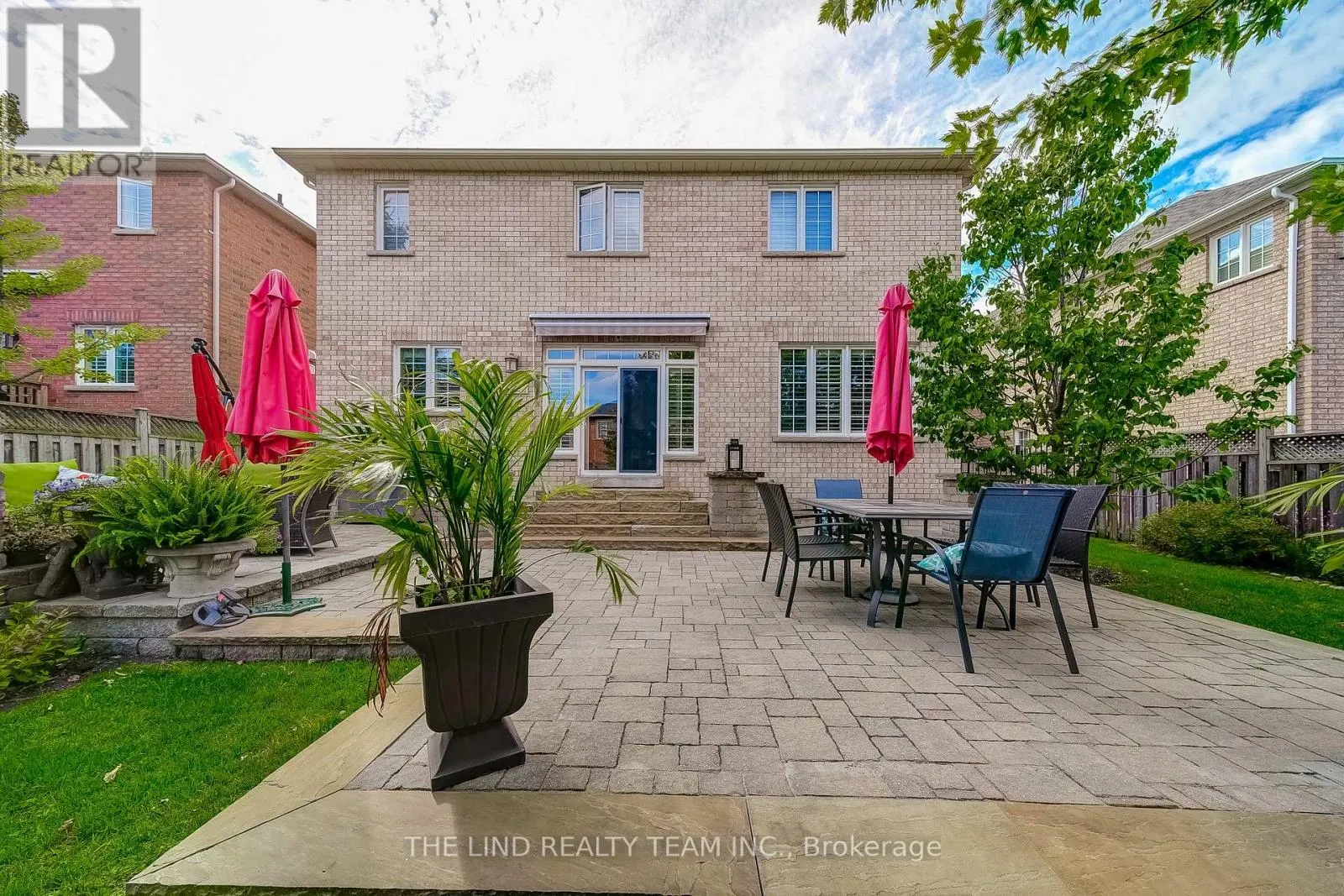 276 WILLIS DRIVE