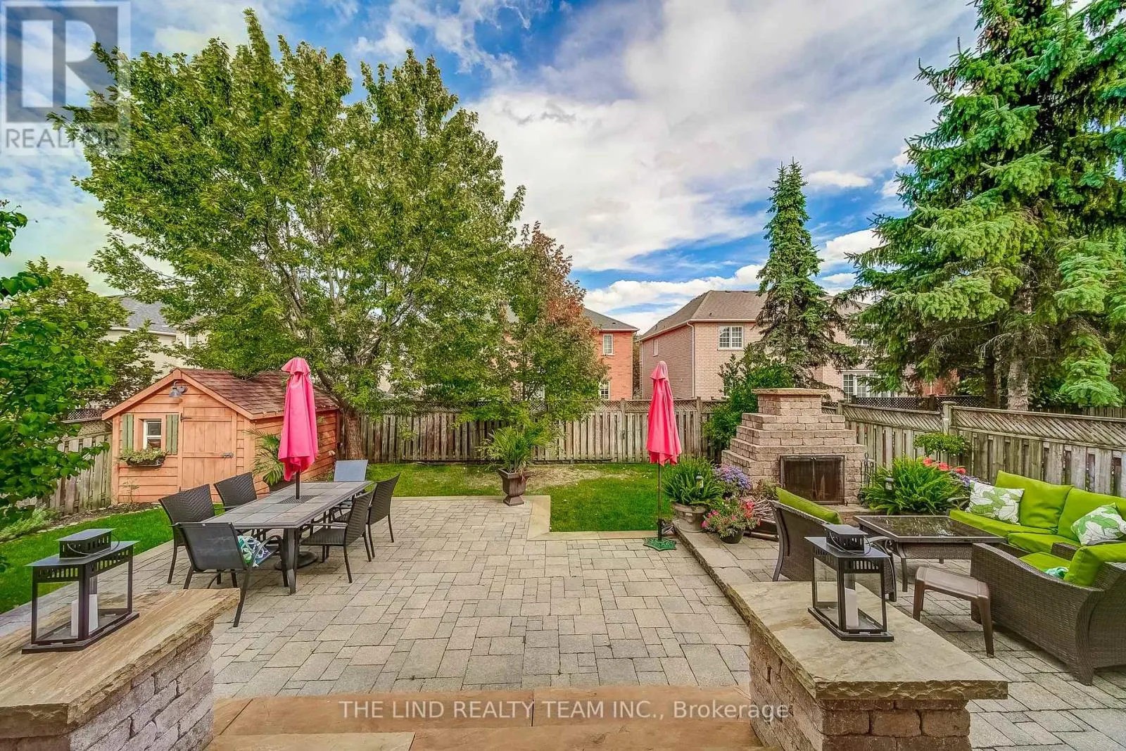 276 WILLIS DRIVE
