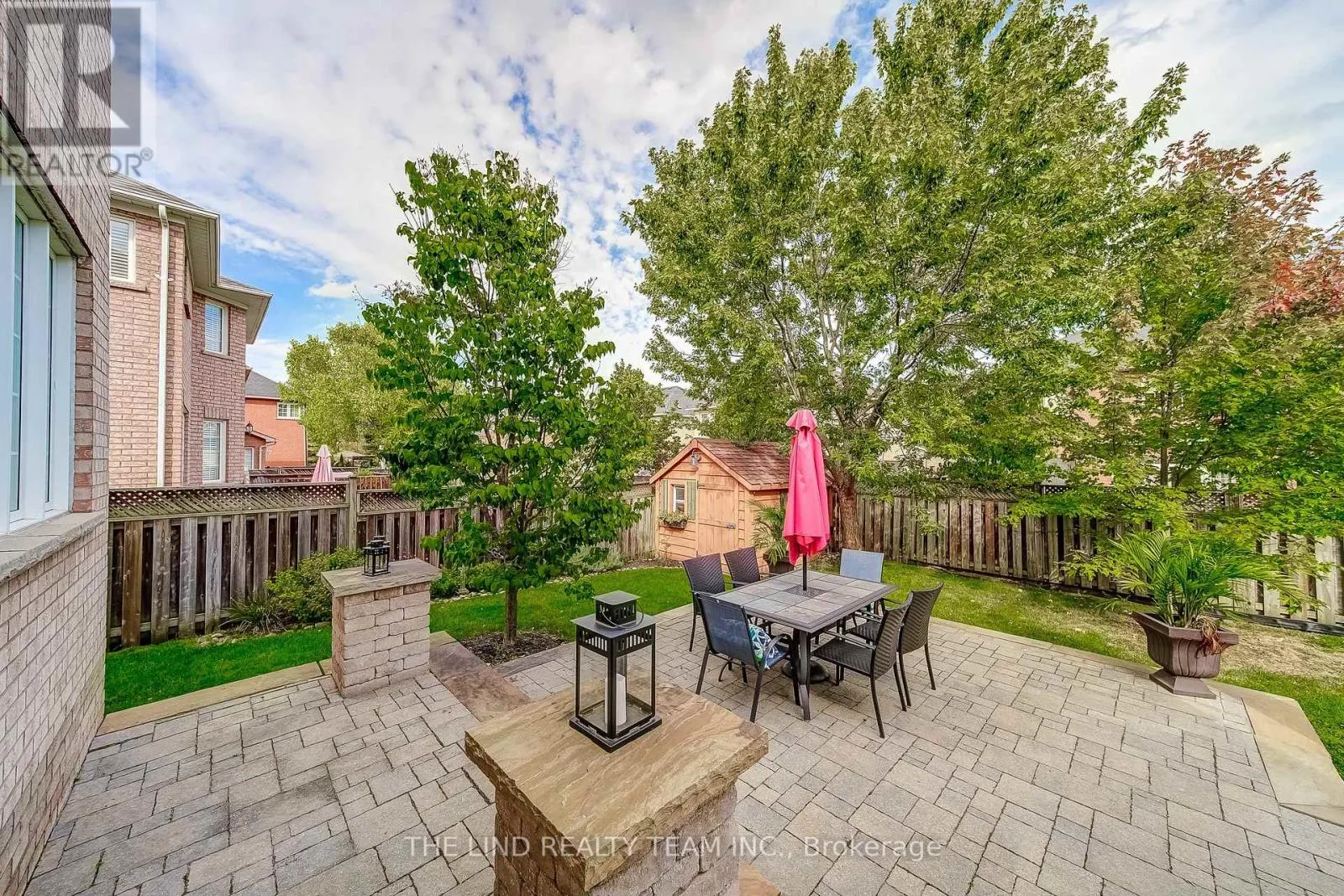 276 WILLIS DRIVE