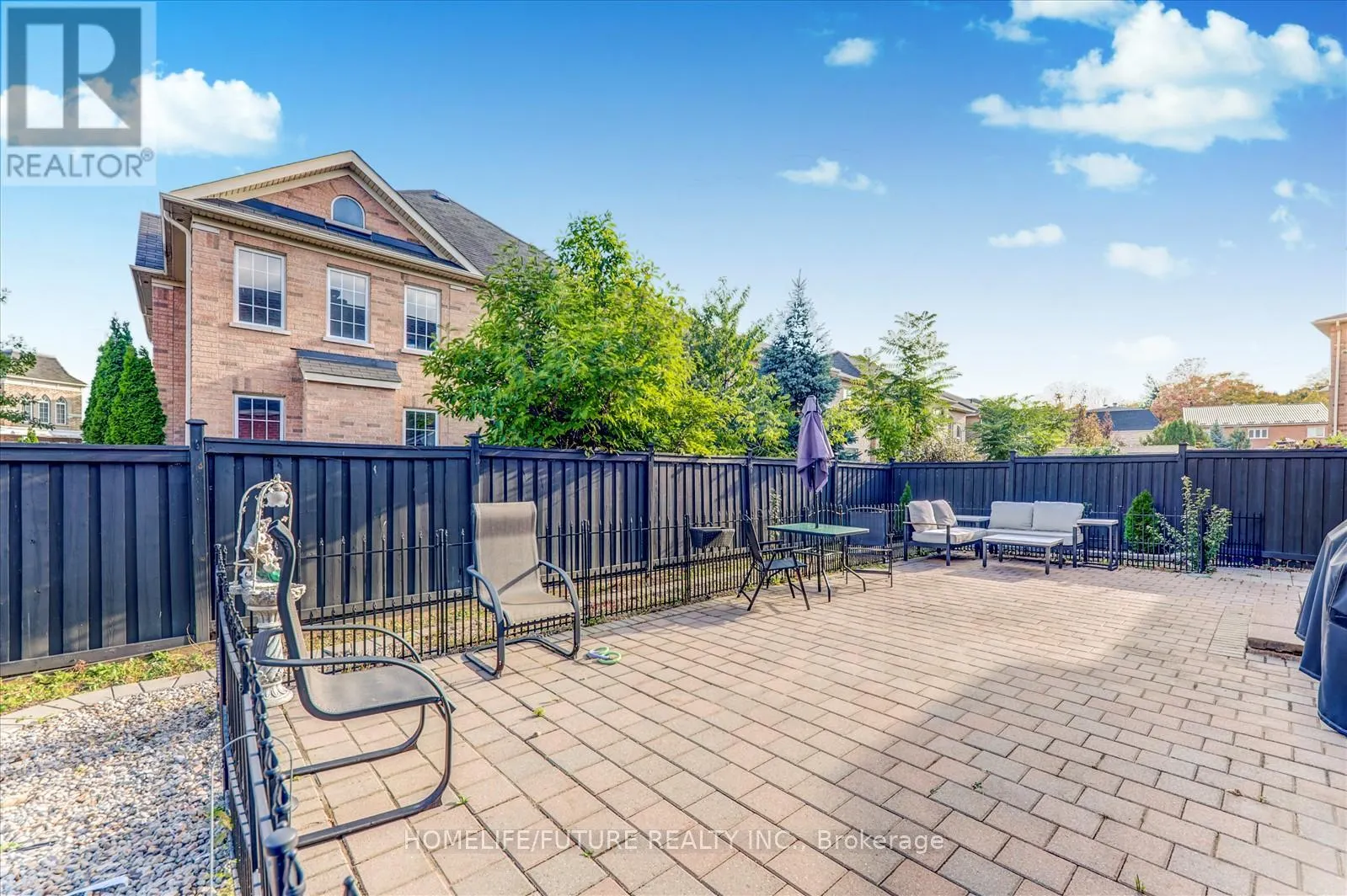 149 STONECHURCH CRESCENT