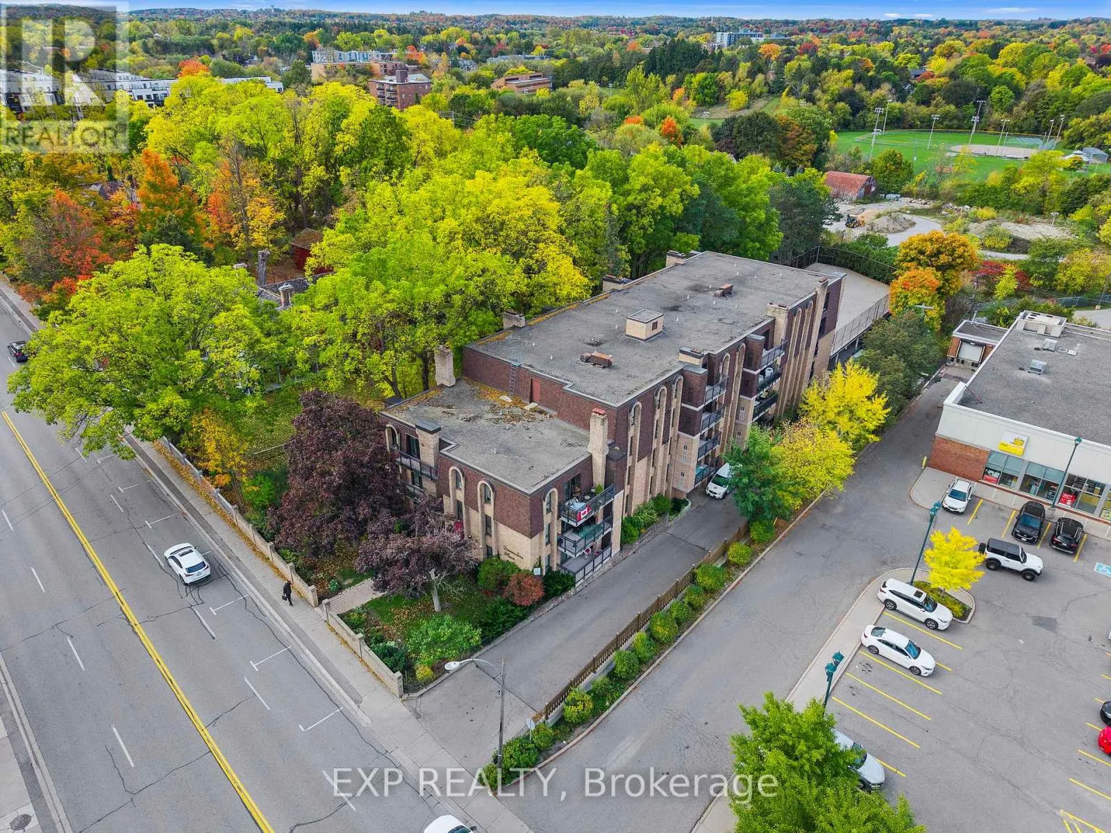 203 - 15390 YONGE STREET
