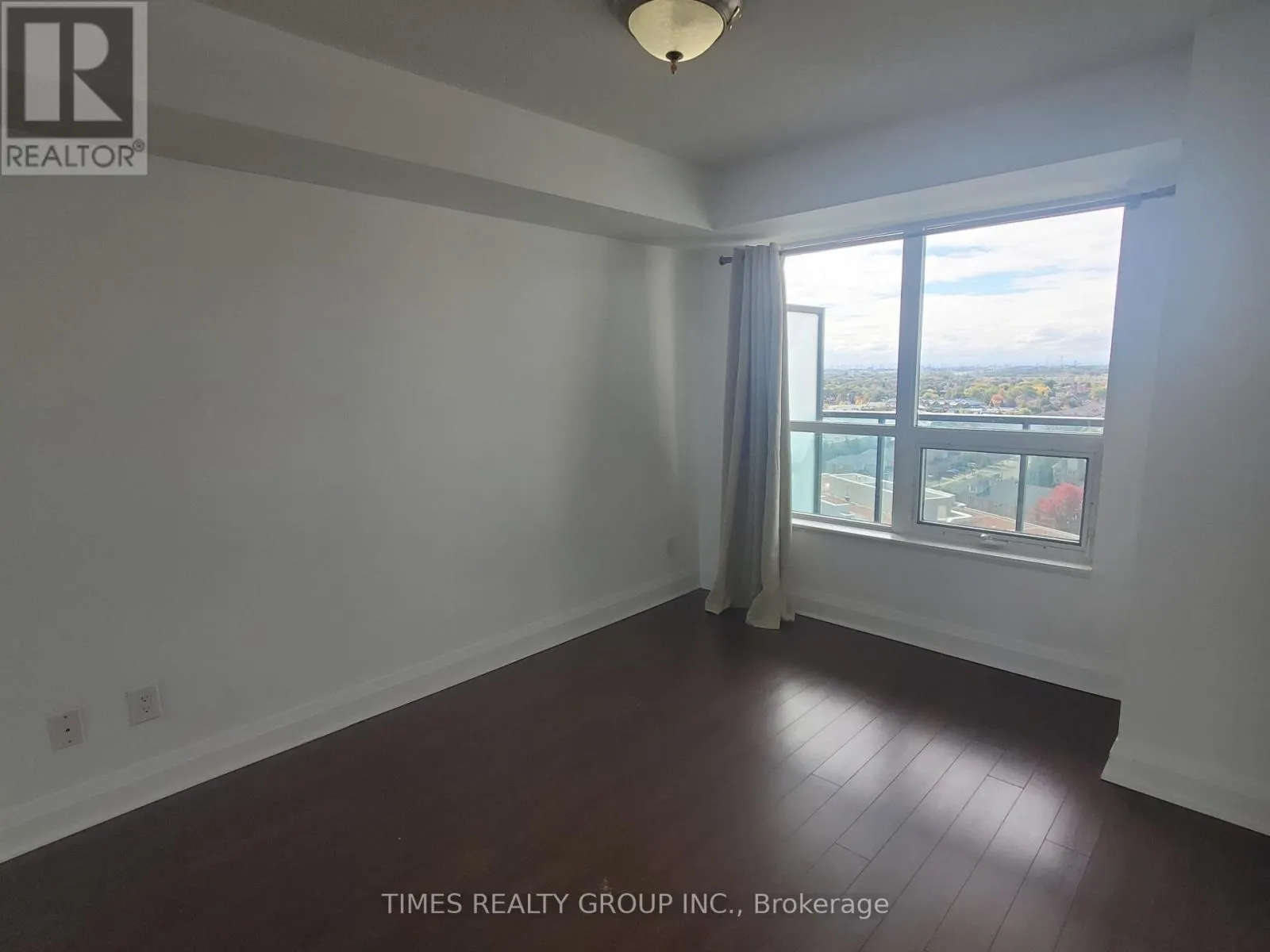 1410 - 30 NORTH PARK ROAD