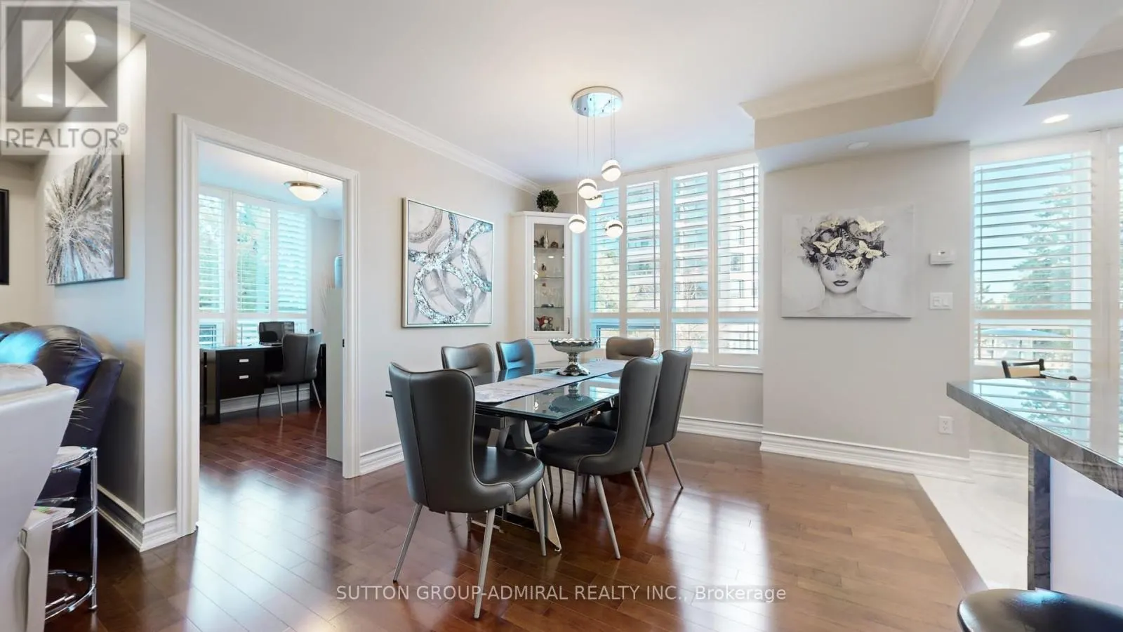 206 - 100 PROMENADE CIRCLE